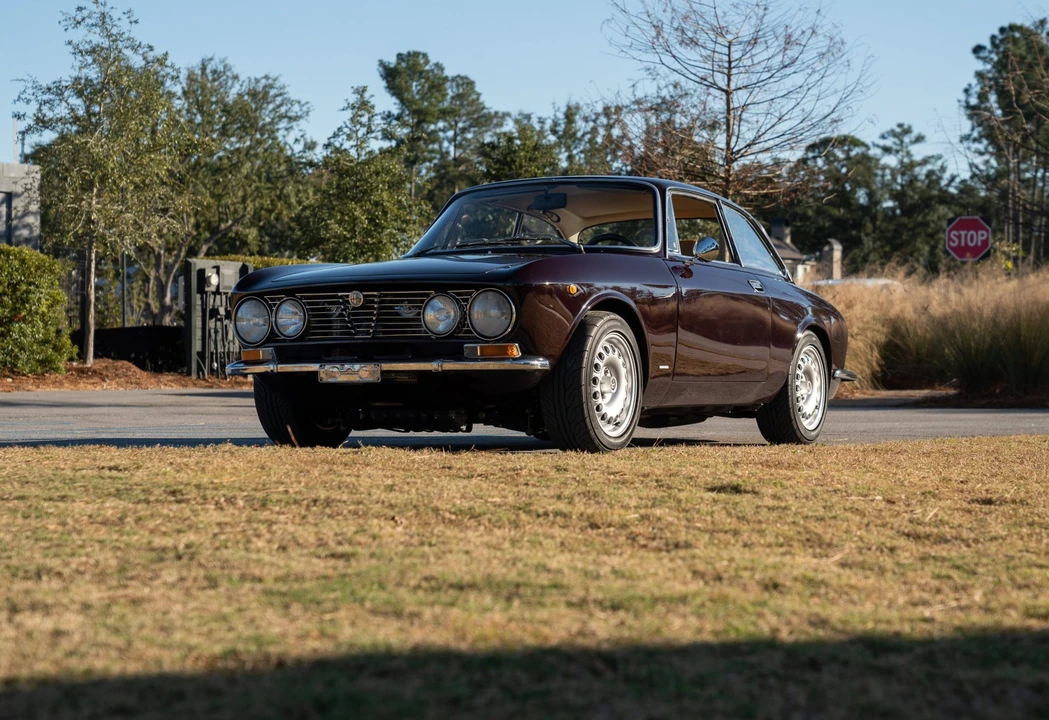 1973 Alfa Romeo 2000 GT Veloce - Image 30 of 31