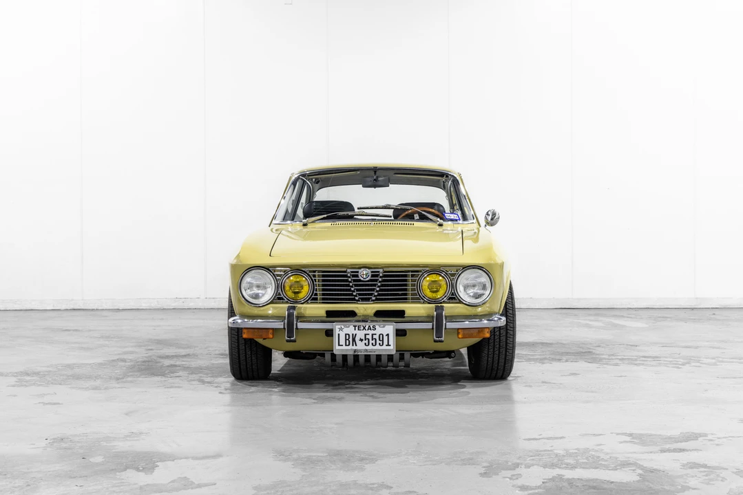 1973 Alfa Romeo 2000 GT Veloce - Image 27 of 31