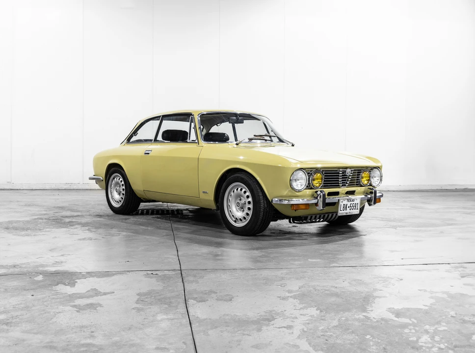 1973 Alfa Romeo 2000 GT Veloce - Image 24 of 31