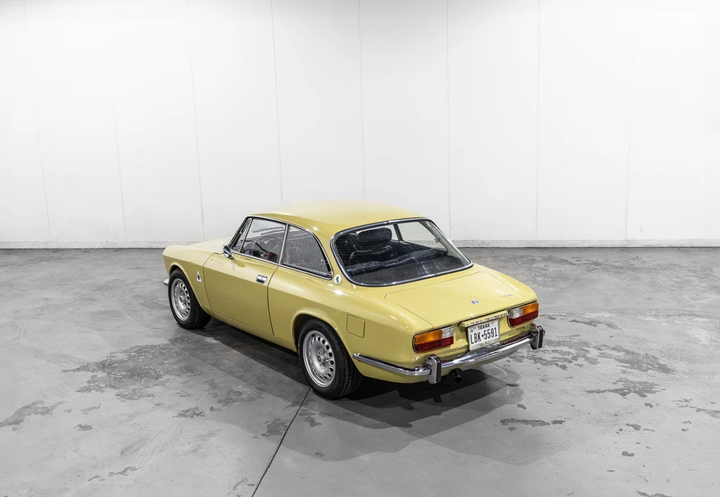 1973 Alfa Romeo 2000 GT Veloce - Image 12 of 31