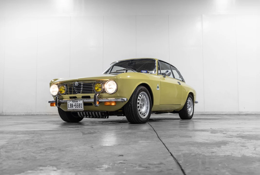 1973 Alfa Romeo 2000 GT Veloce - Image 5 of 31