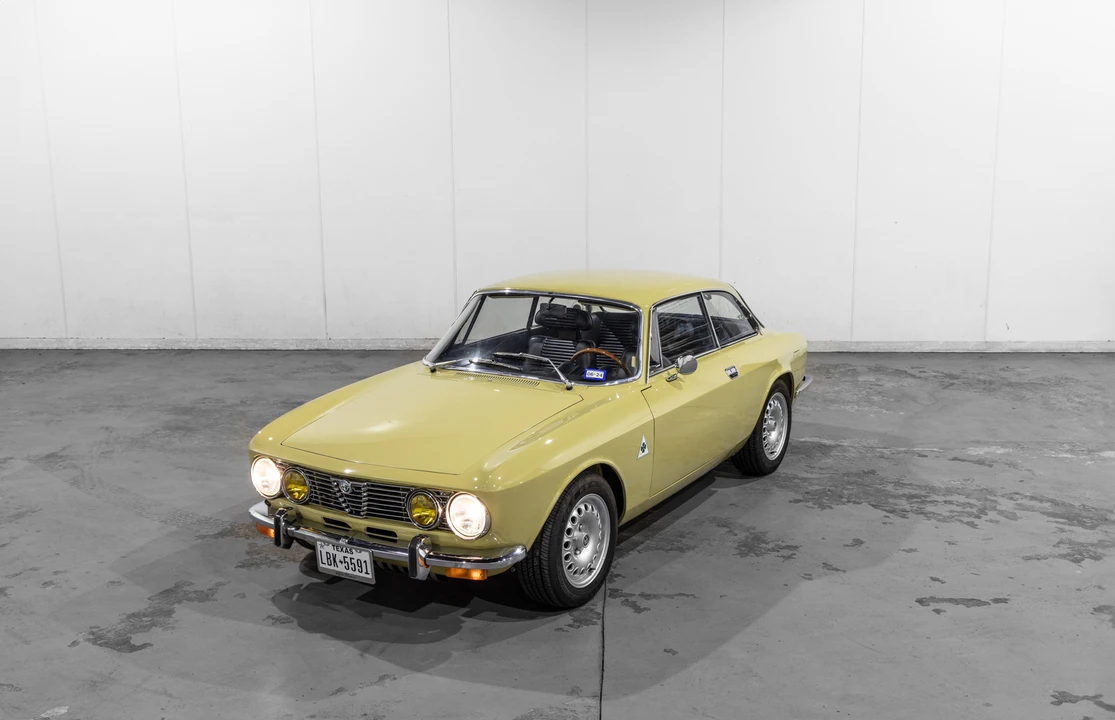 1973 Alfa Romeo 2000 GT Veloce - Image 7 of 31