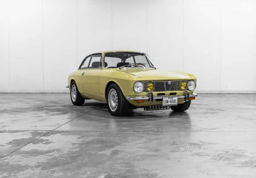 1973 Alfa Romeo 2000 GT Veloce - Image 25 of 31