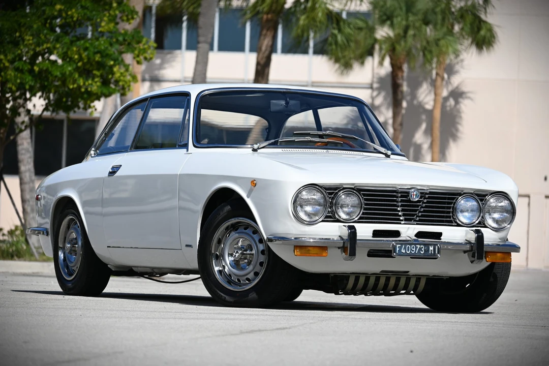 1973 Alfa Romeo 2000 GT Veloce - Image 3 of 31