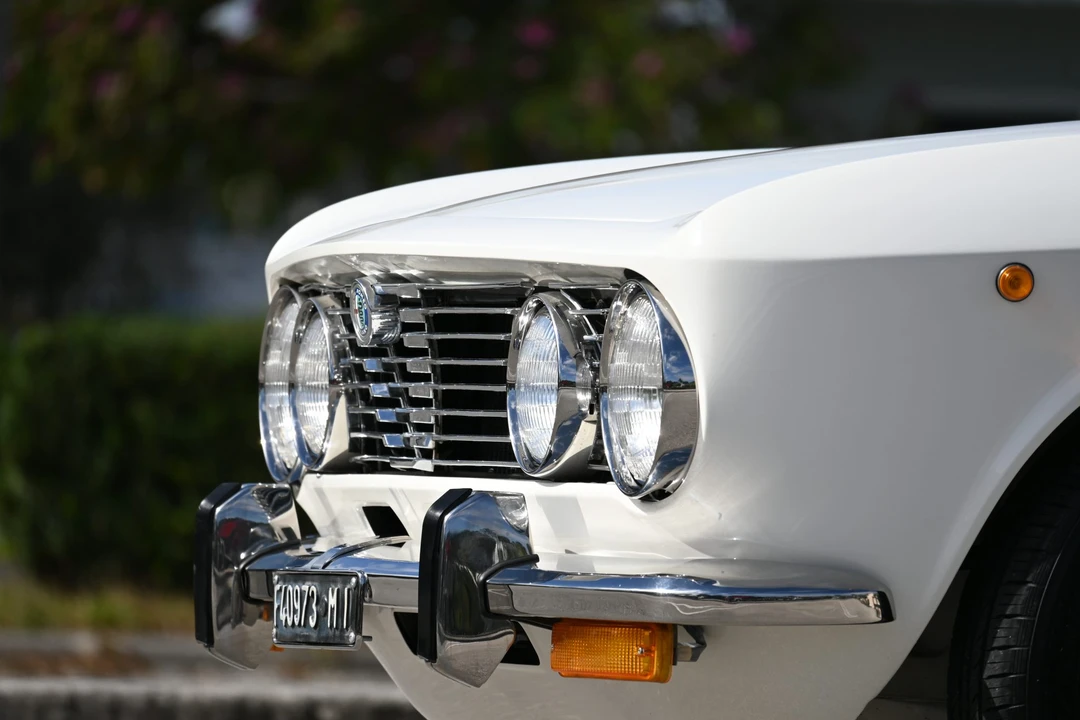 1973 Alfa Romeo 2000 GT Veloce - Image 23 of 31