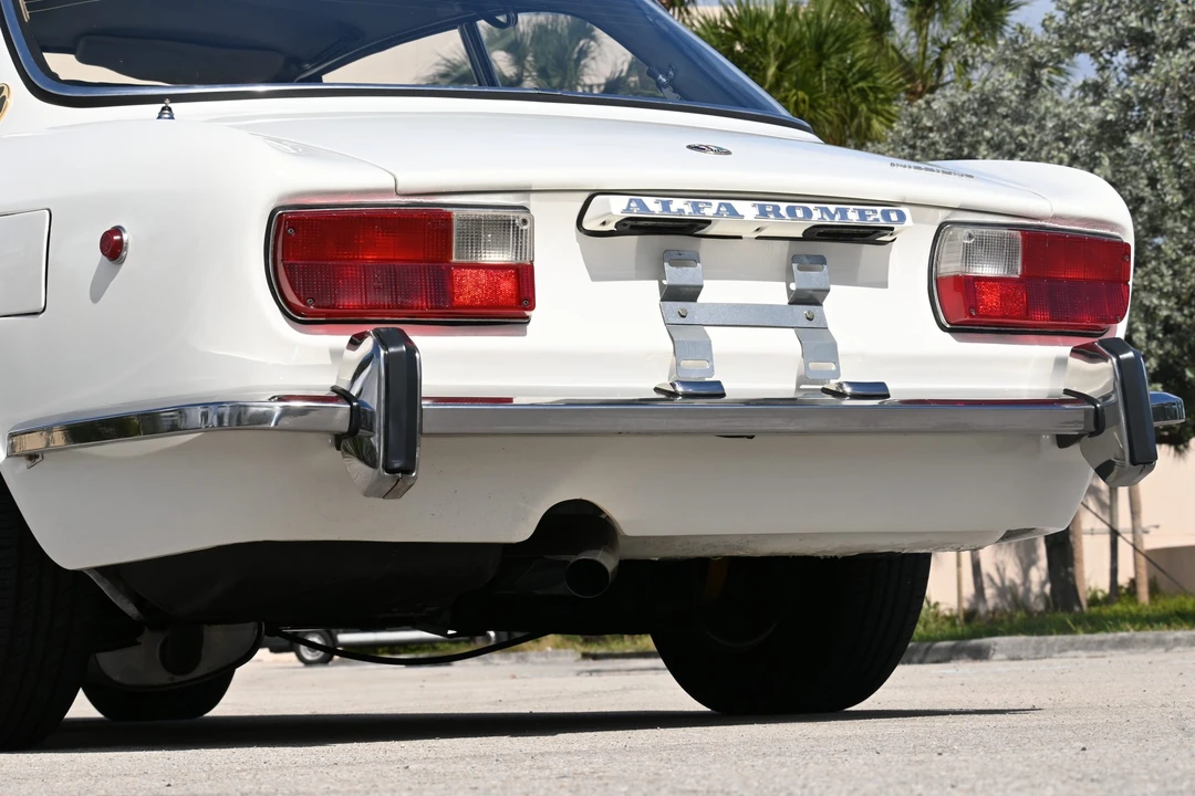 1973 Alfa Romeo 2000 GT Veloce - Image 25 of 31