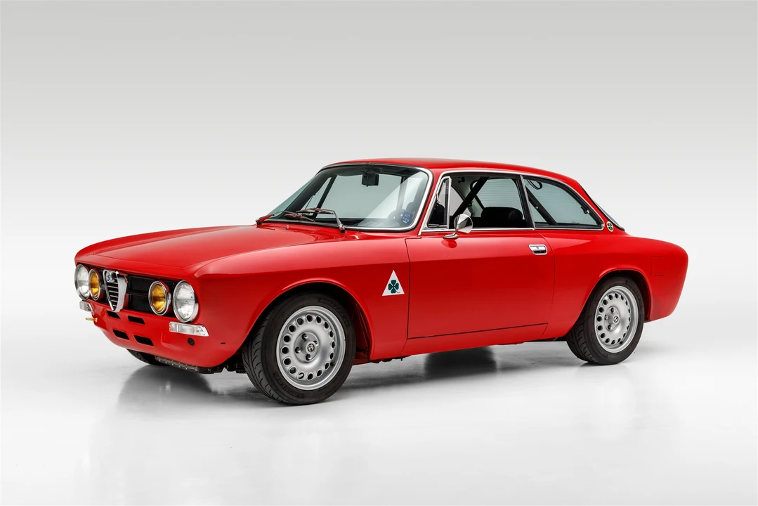 1973 Alfa Romeo 2000 GT Veloce - Image 18 of 31