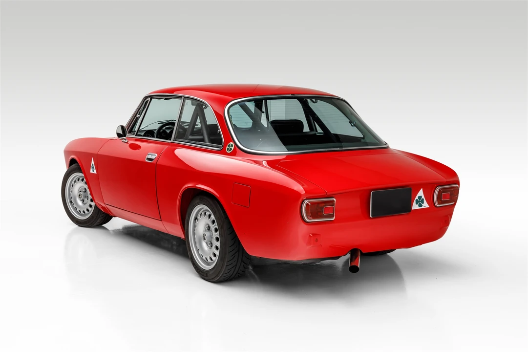 1973 Alfa Romeo 2000 GT Veloce - Image 12 of 31