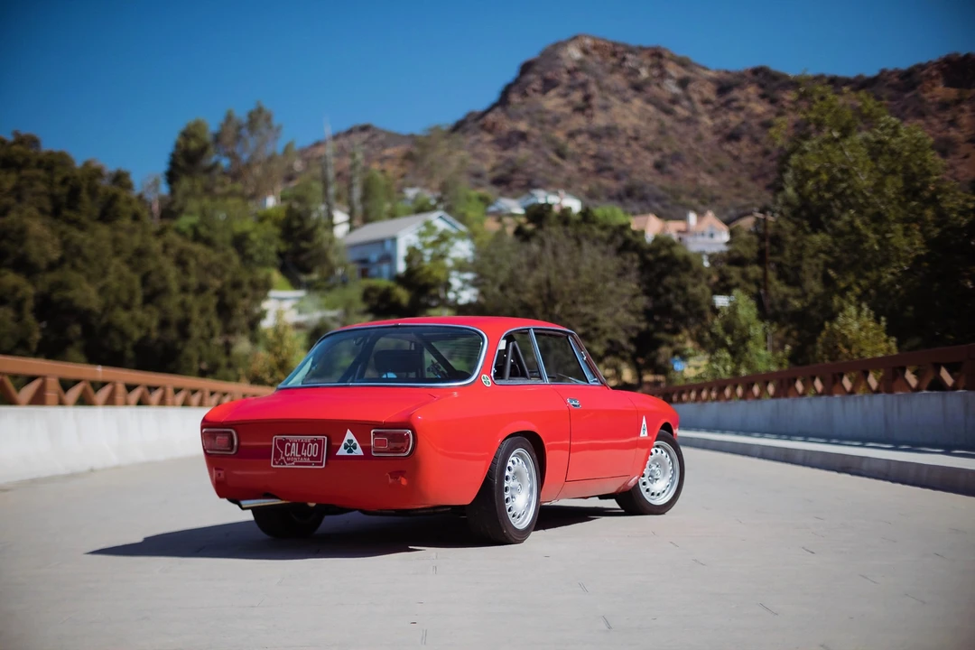 1973 Alfa Romeo 2000 GT Veloce - Image 16 of 31