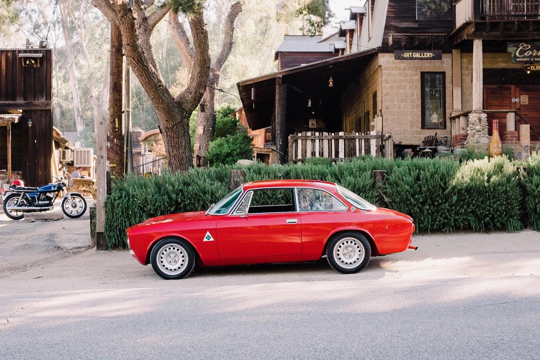1973 Alfa Romeo 2000 GT Veloce - Image 15 of 31