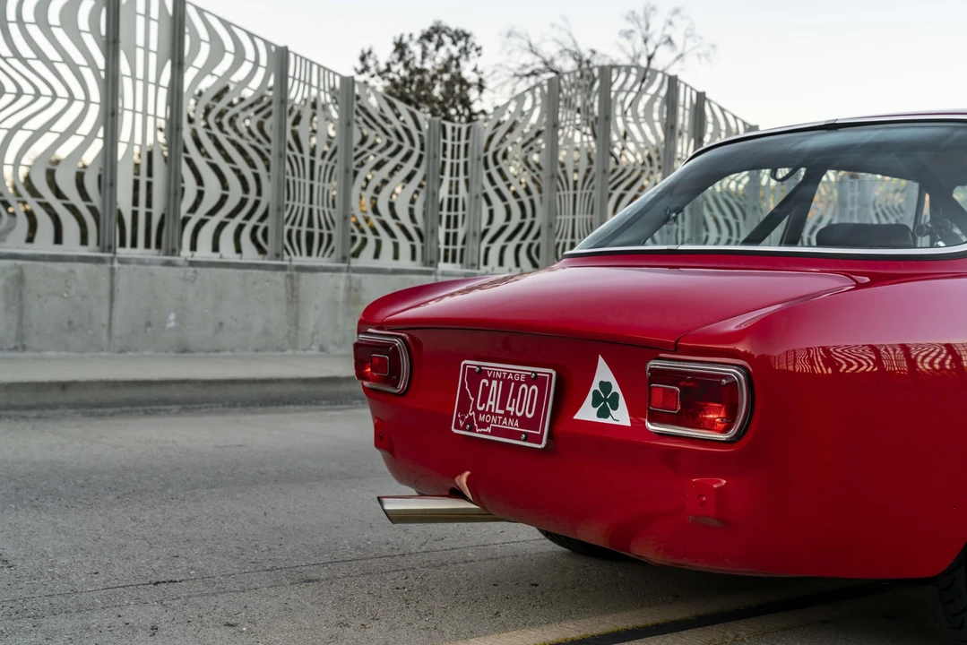 1973 Alfa Romeo 2000 GT Veloce - Image 17 of 31