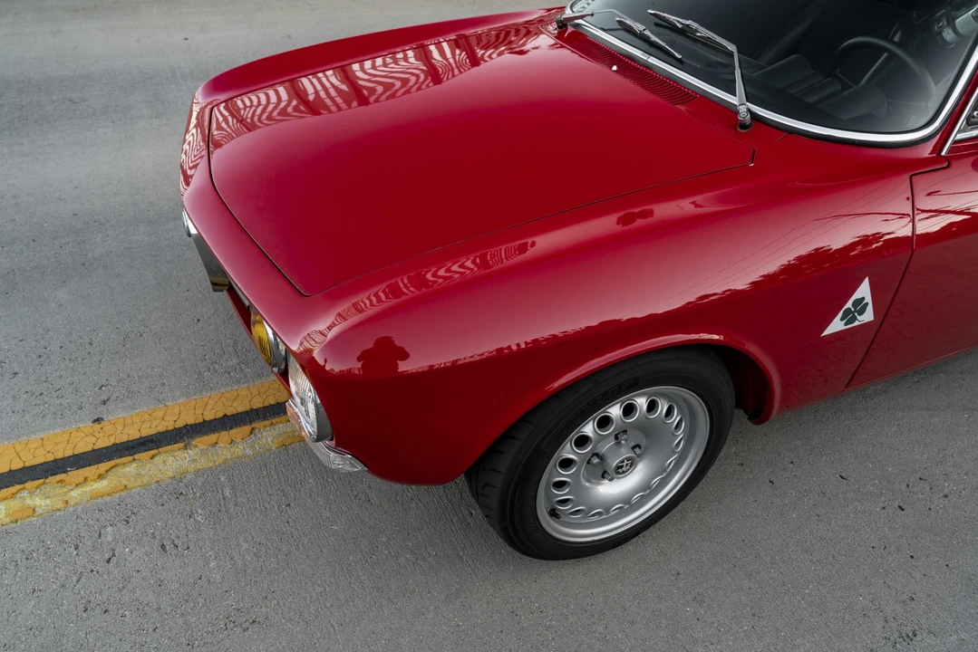 1973 Alfa Romeo 2000 GT Veloce - Image 22 of 31