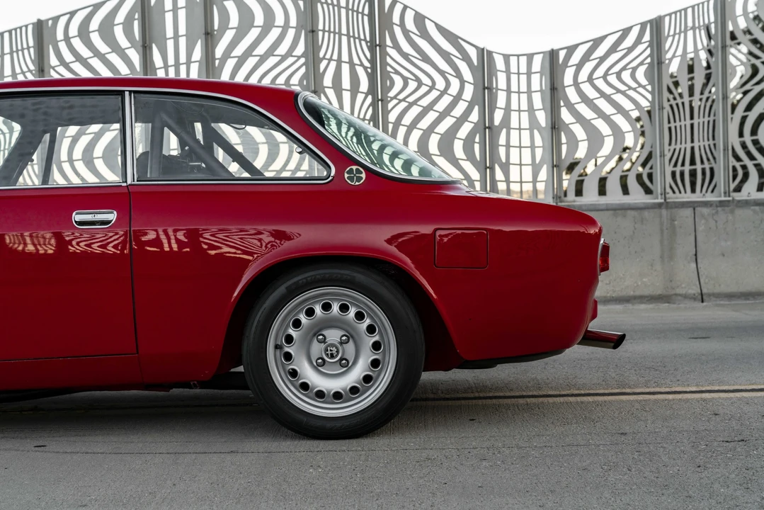 1973 Alfa Romeo 2000 GT Veloce - Image 24 of 31