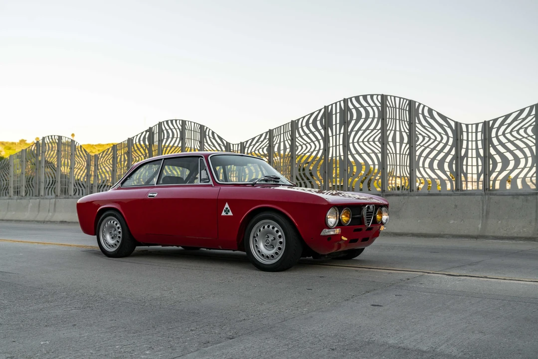 1973 Alfa Romeo 2000 GT Veloce - Image 3 of 31