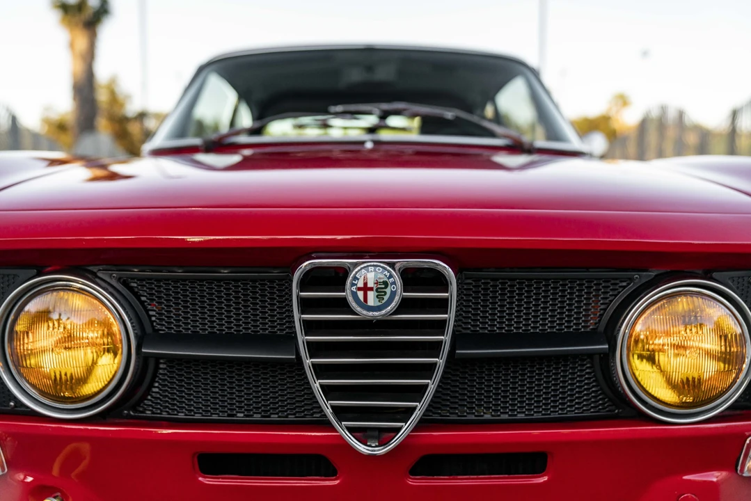 1973 Alfa Romeo 2000 GT Veloce - Image 30 of 31