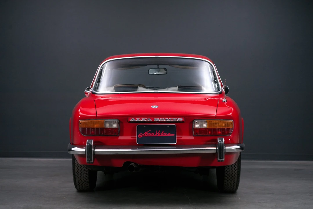 1973 Alfa Romeo 2000 GT Veloce - Image 12 of 31