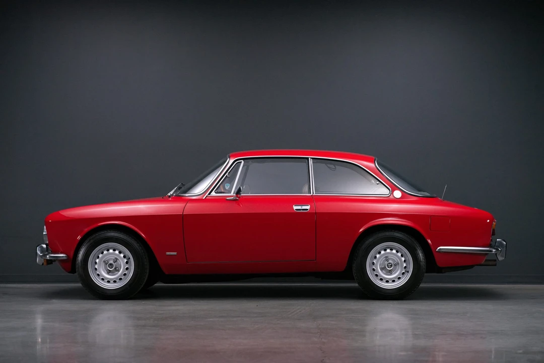 1973 Alfa Romeo 2000 GT Veloce - Image 17 of 31