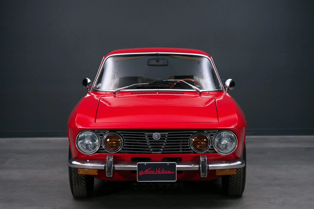 1973 Alfa Romeo 2000 GT Veloce - Image 4 of 31