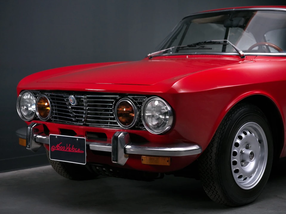 1973 Alfa Romeo 2000 GT Veloce - Image 28 of 31