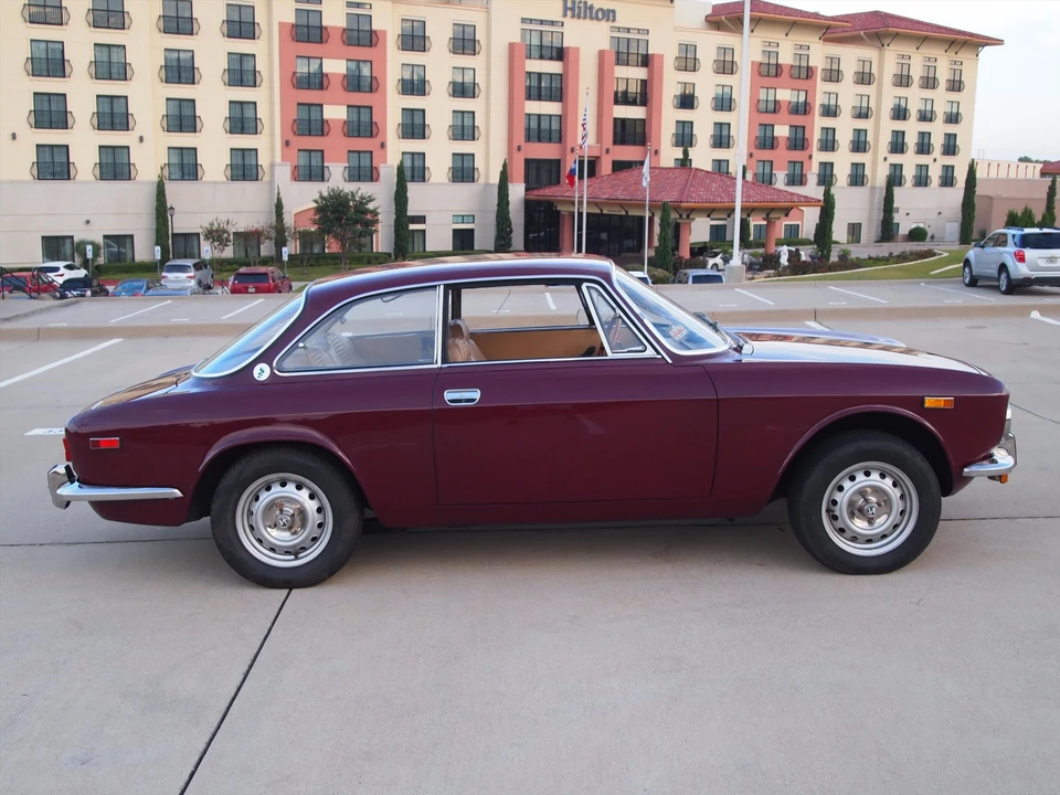 1973 Alfa Romeo 2000 GT Veloce - Image 15 of 31