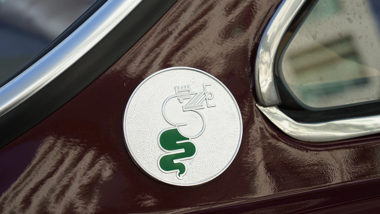1973 Alfa Romeo 2000 GT Veloce - Image 17 of 31