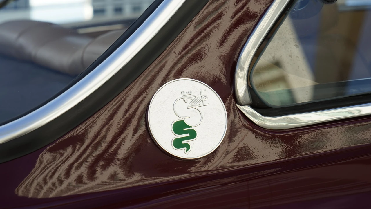 1973 Alfa Romeo 2000 GT Veloce - Image 18 of 31