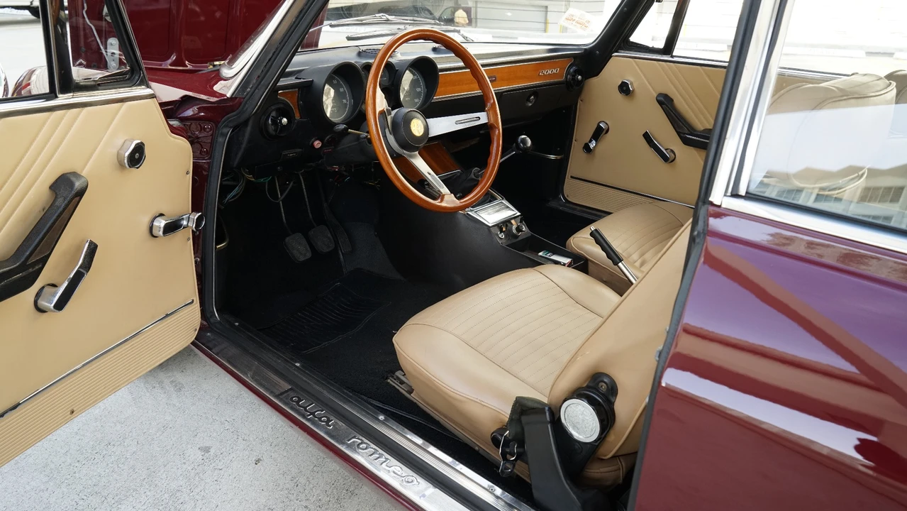 1973 Alfa Romeo 2000 GT Veloce - Image 28 of 31