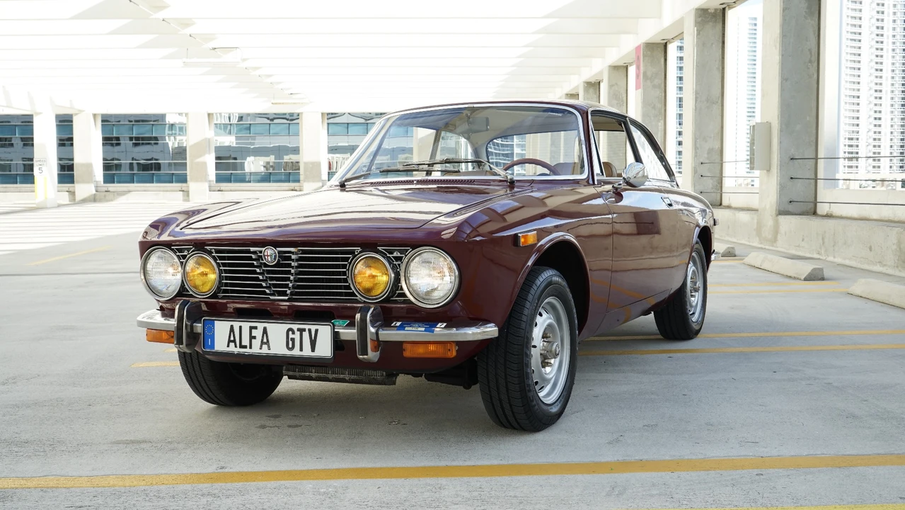 1973 Alfa Romeo 2000 GT Veloce - Image 3 of 31