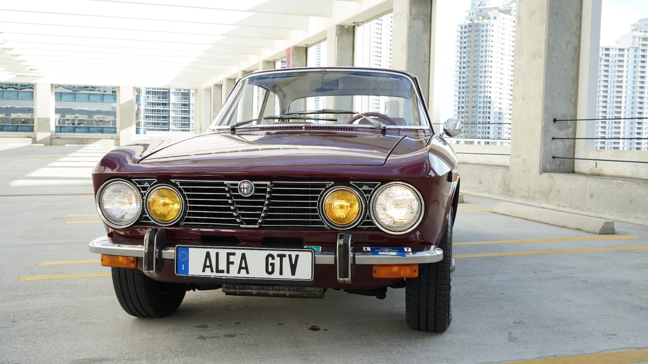 1973 Alfa Romeo 2000 GT Veloce - Image 7 of 31
