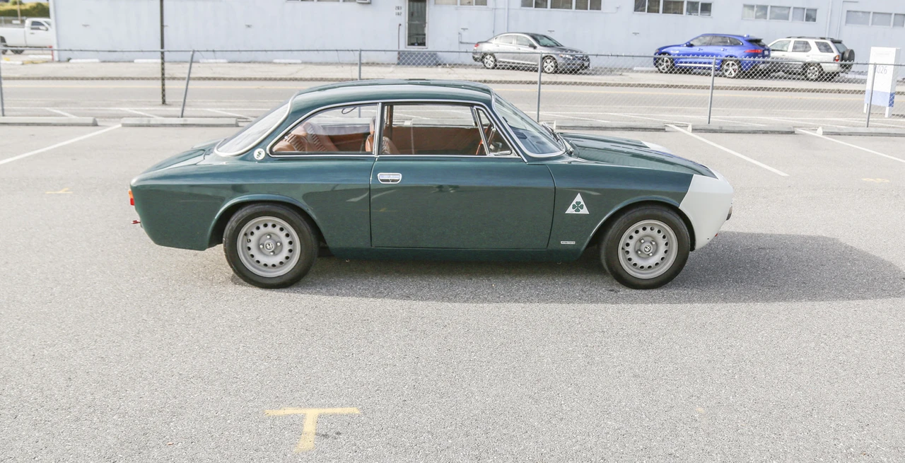 1973 Alfa Romeo 2000 GT Veloce - Image 2 of 31