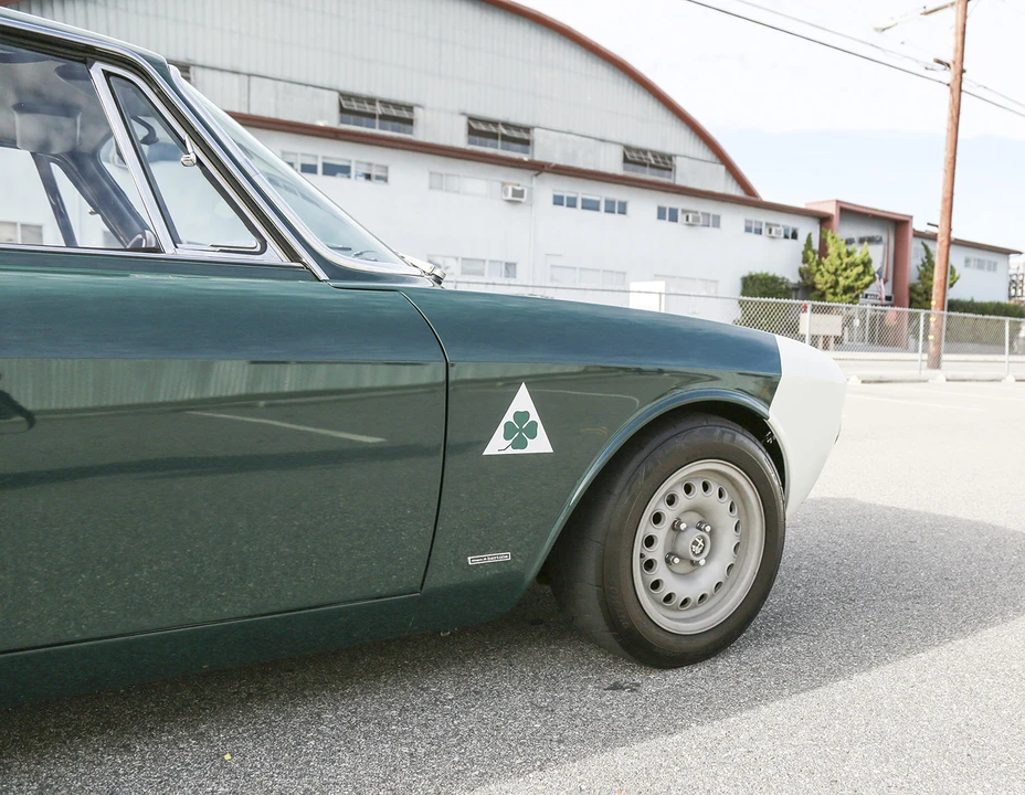 1973 Alfa Romeo 2000 GT Veloce - Image 24 of 31