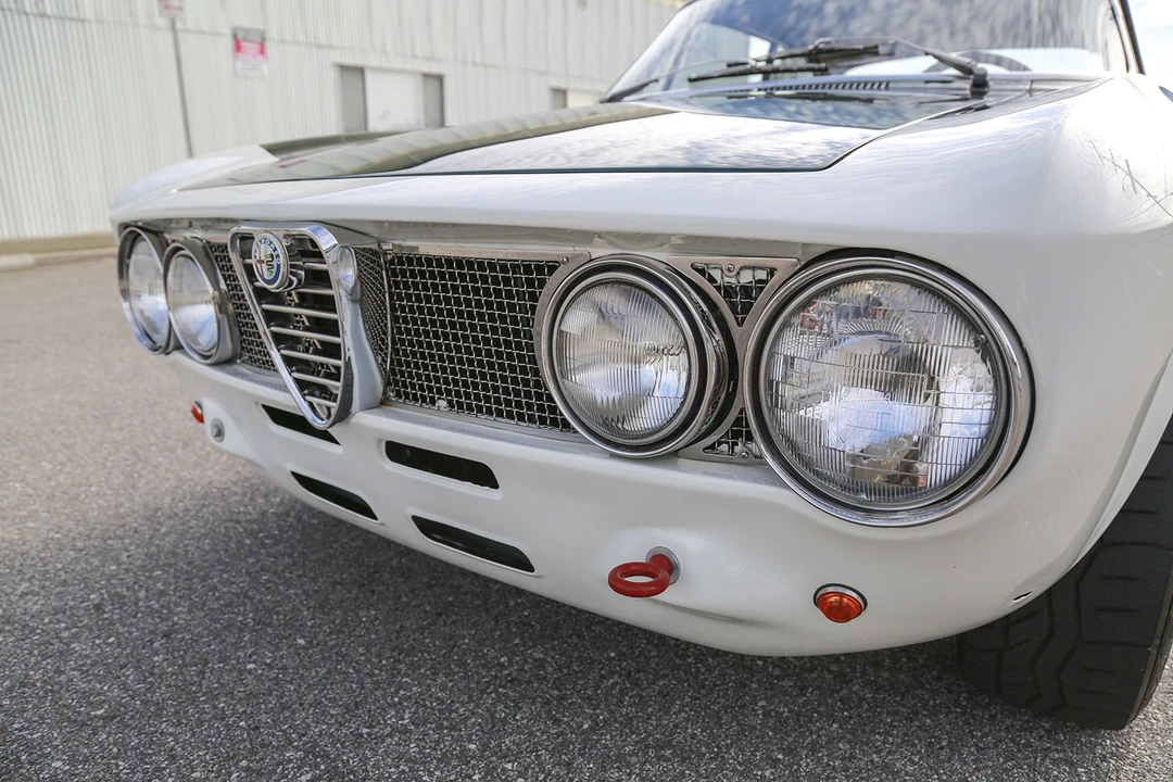 1973 Alfa Romeo 2000 GT Veloce - Image 7 of 31