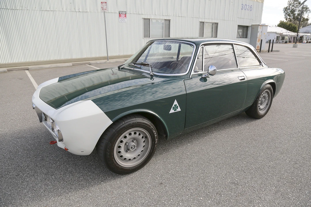 1973 Alfa Romeo 2000 GT Veloce - Image 10 of 31