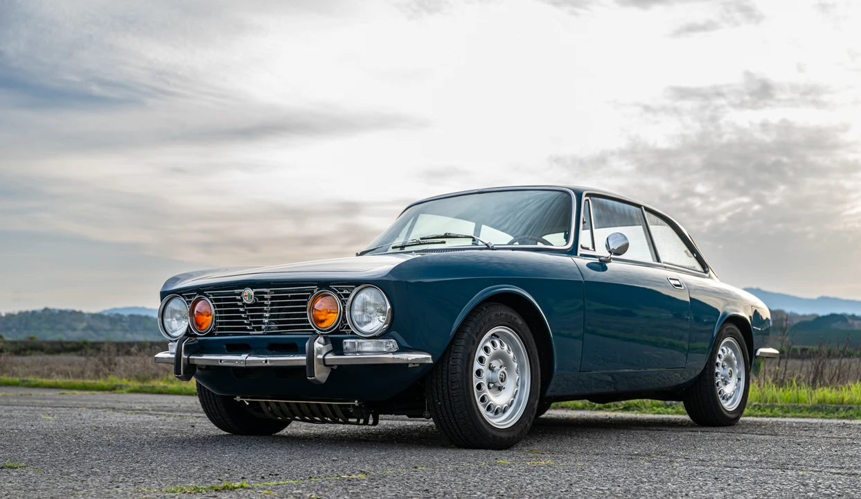 1973 Alfa Romeo 2000 GT Veloce - Image 5 of 31
