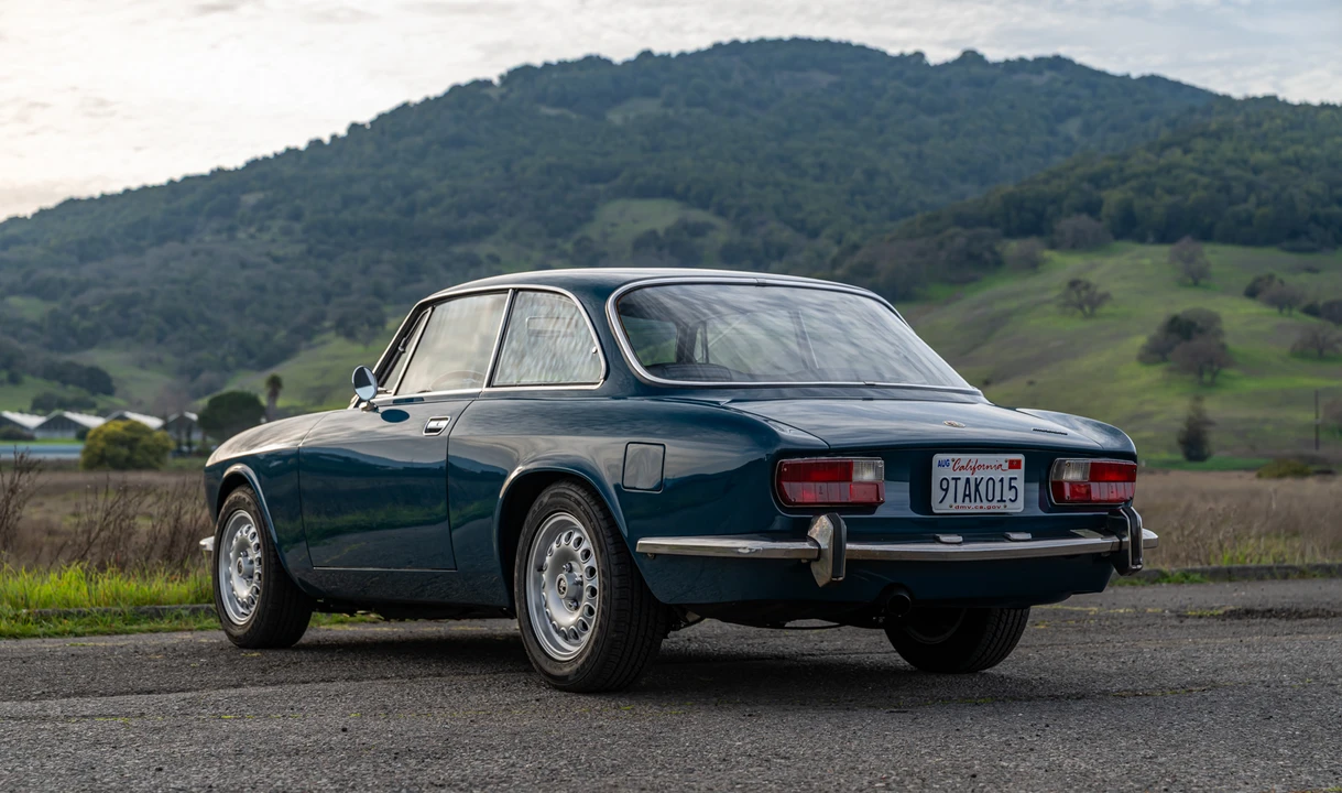 1973 Alfa Romeo 2000 GT Veloce - Image 7 of 31