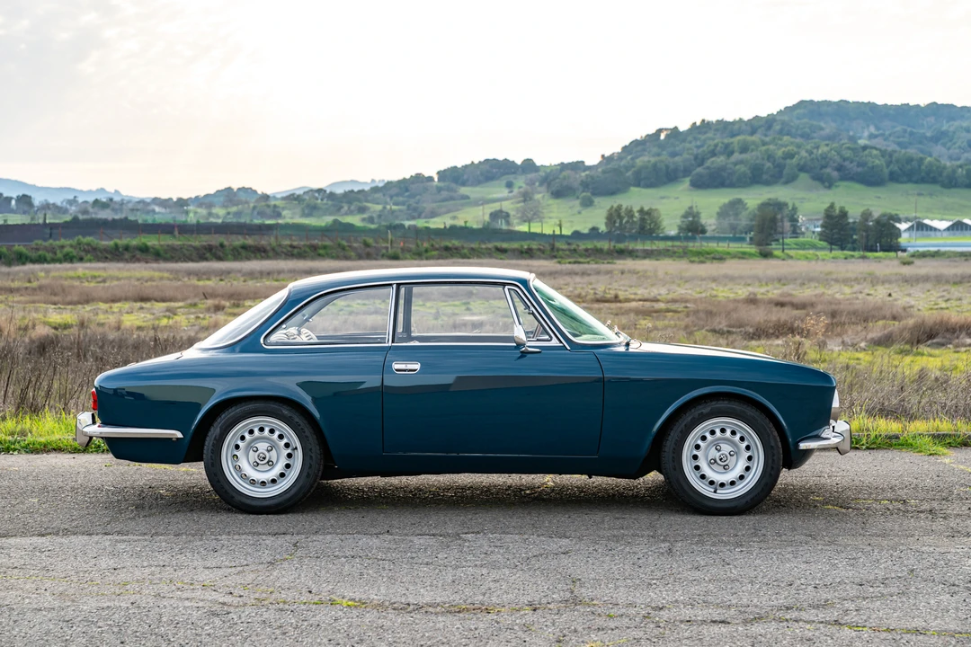 1973 Alfa Romeo 2000 GT Veloce - Image 15 of 31