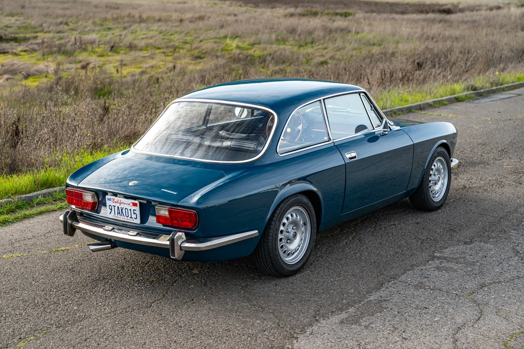 1973 Alfa Romeo 2000 GT Veloce - Image 11 of 31