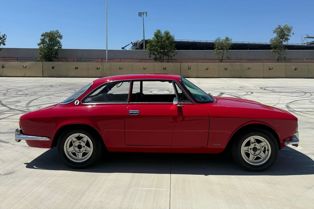 1973 Alfa Romeo 2000 GT Veloce - Image 3 of 31