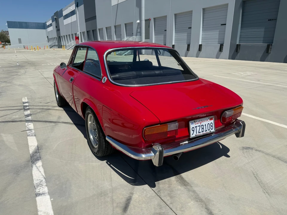1973 Alfa Romeo 2000 GT Veloce - Image 23 of 31