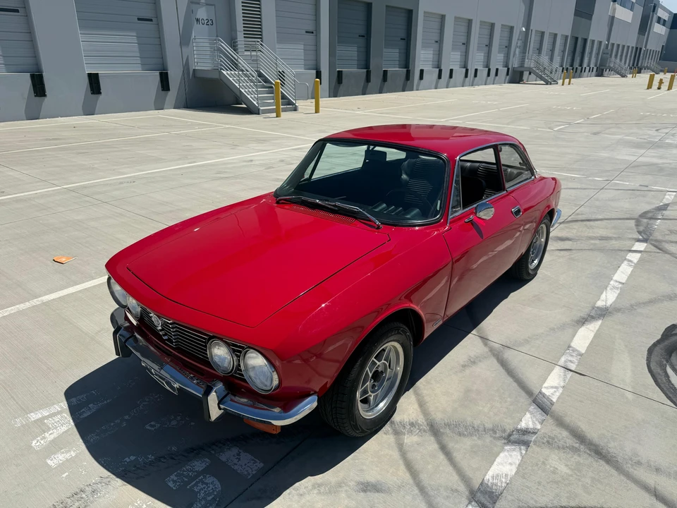 1973 Alfa Romeo 2000 GT Veloce - Image 11 of 31