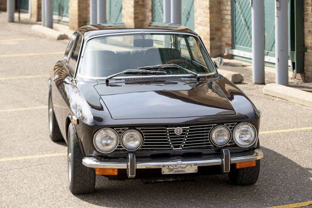 1973 Alfa Romeo 2000 GT Veloce - Image 6 of 31