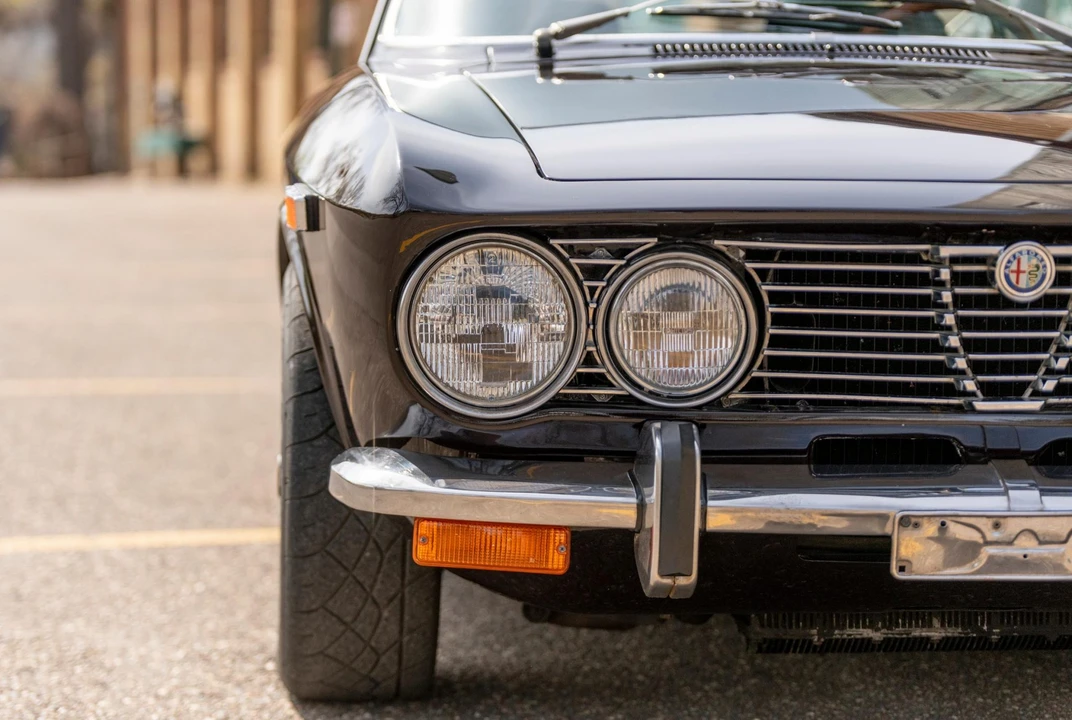 1973 Alfa Romeo 2000 GT Veloce - Image 9 of 31