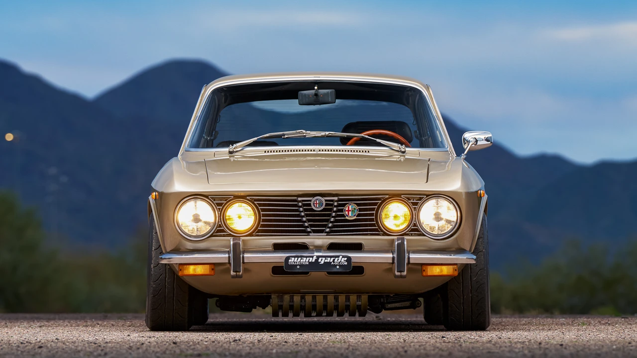 1973 Alfa Romeo 2000 GT Veloce - Image 9 of 31