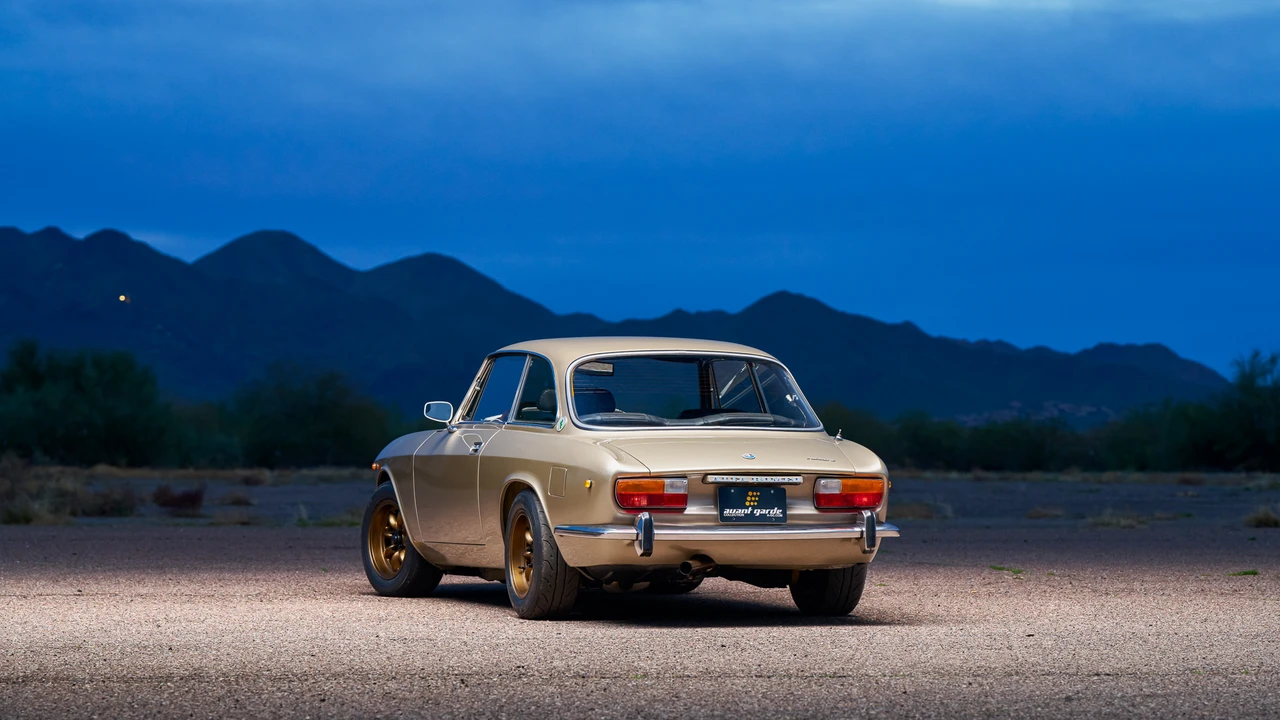 1973 Alfa Romeo 2000 GT Veloce - Image 22 of 31