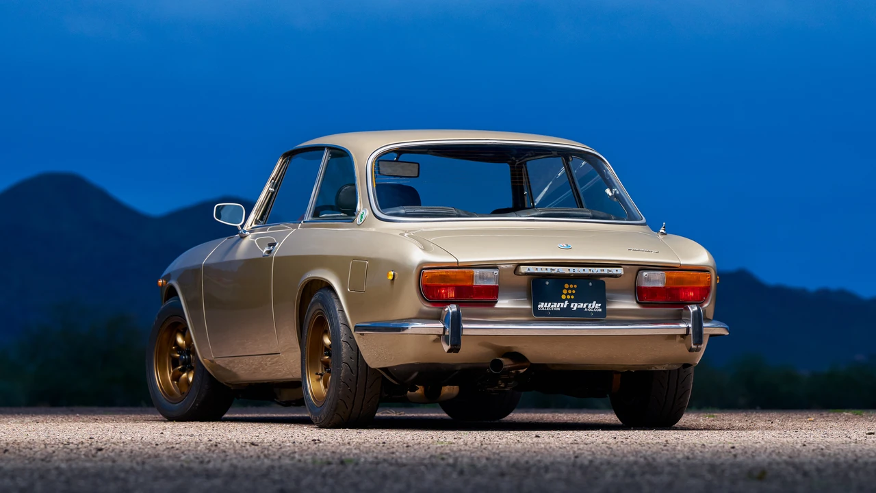 1973 Alfa Romeo 2000 GT Veloce - Image 21 of 31