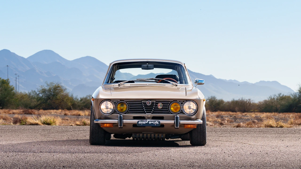 1973 Alfa Romeo 2000 GT Veloce - Image 6 of 31