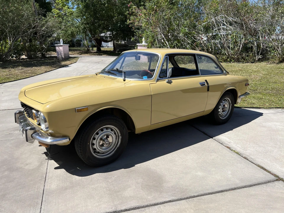 1973 Alfa Romeo 2000 GT Veloce - Image 4 of 31