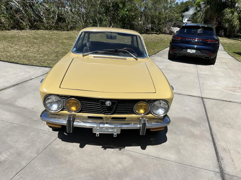 1973 Alfa Romeo 2000 GT Veloce - Image 2 of 31