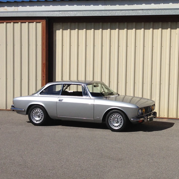 1973 Alfa Romeo 2000 GT Veloce - Image 9 of 31