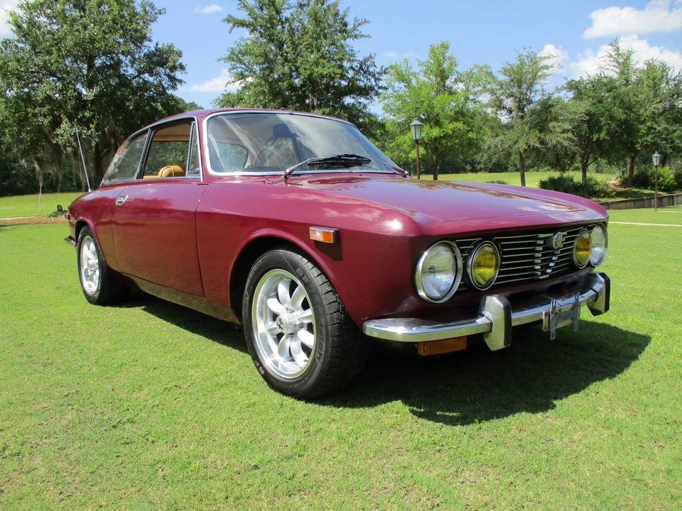 1973 Alfa Romeo 2000 GT Veloce - Image 2 of 31